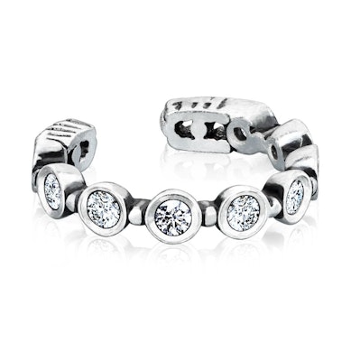 Earcuff med indfattede sten
