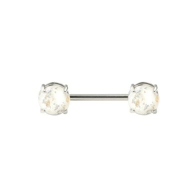 Brystpiercing med lava look
