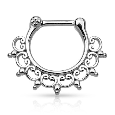 Septumpiercing af kirurgisk stål med ornamentisk design