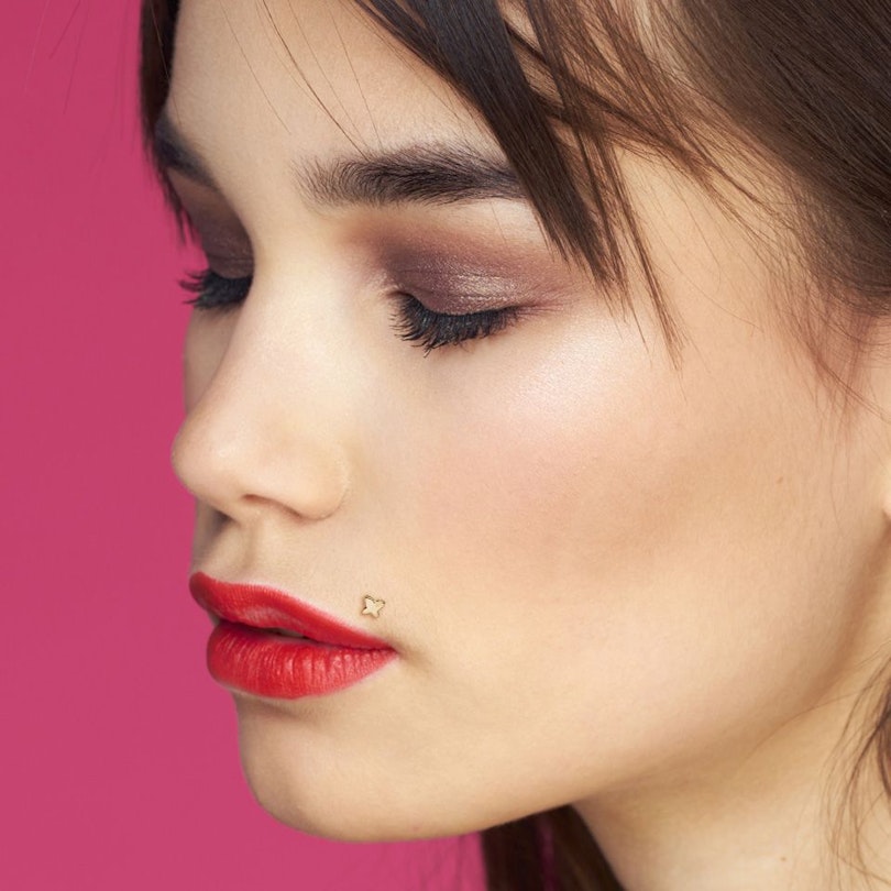 Sommerfugl labret af 14 karat guld med ptfe stav Piercinger - Danmark