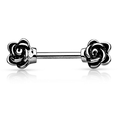 Brystpiercing med roser