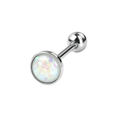 Tungepiercing med opalsten