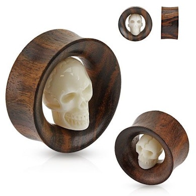 Tunnel med udskåret skull