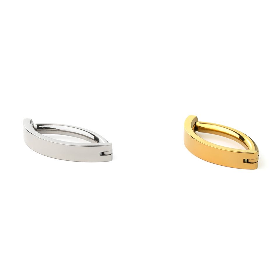 Stilfuld navlering-clicker i titanium