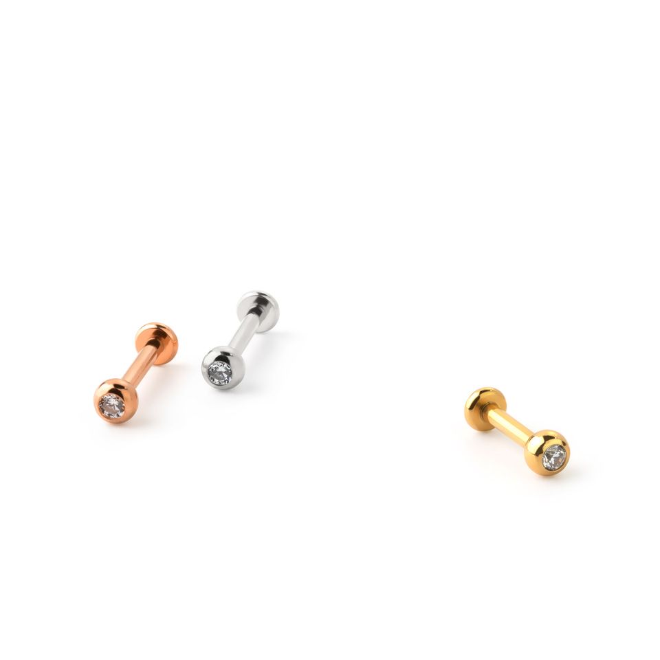 Labret af titanium i flere farver med sten og indvendigt gevind