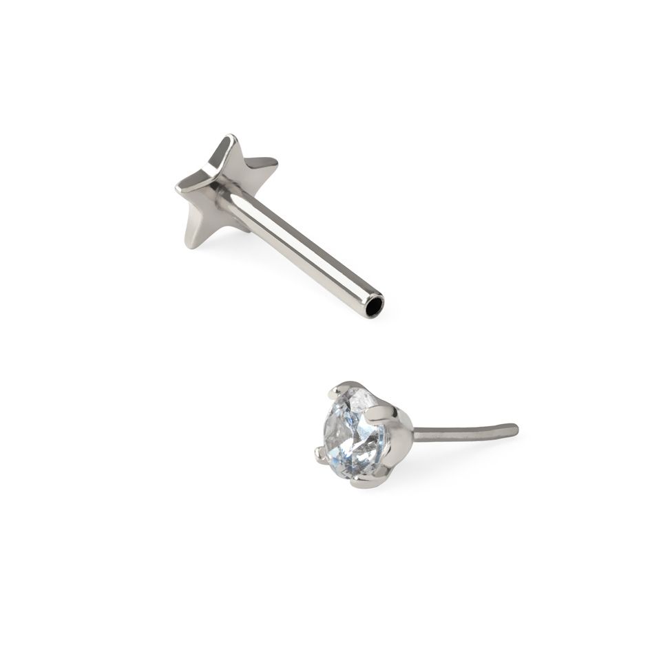 Dobbeltsidet titaniumlabret med sten og flad stjerne som bagende