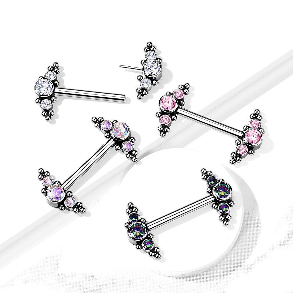 Brystpiercing af titanium med push-in klynge-ender
