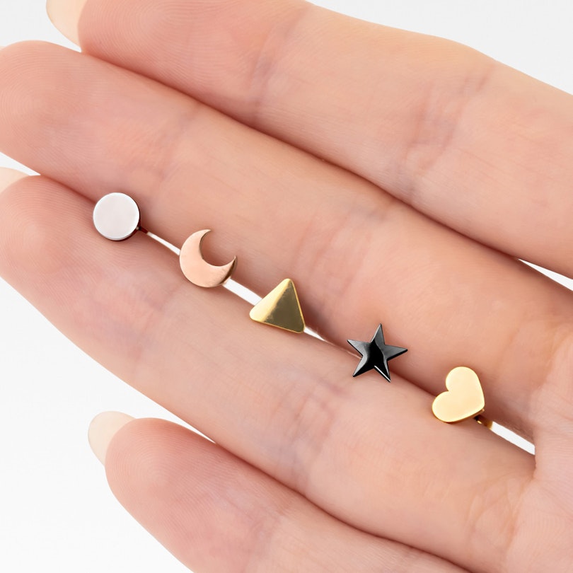 Ørepiercing i flere farver med motiv Piercingsmykker - Danmark