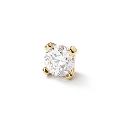 Dermal af 14 karat guld med sten