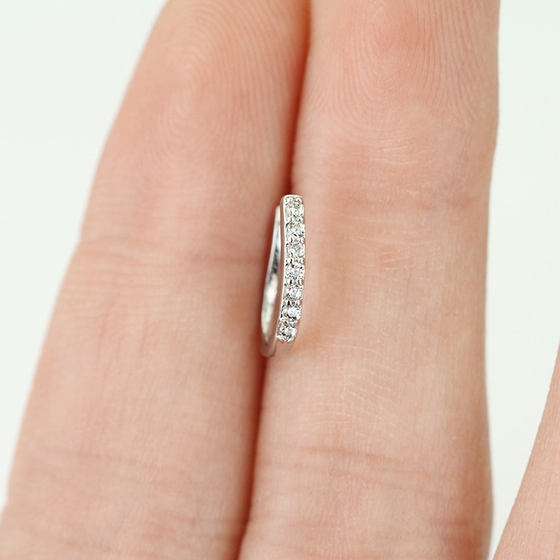 Fake næsepiercing med række af klare sten Piercingsmykker - Danmark