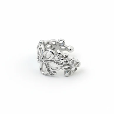 Ear cuff med blomster i kirurgisk stål
