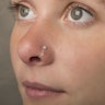 Fake næsepiercing med sten Kropssmykker - Danmark