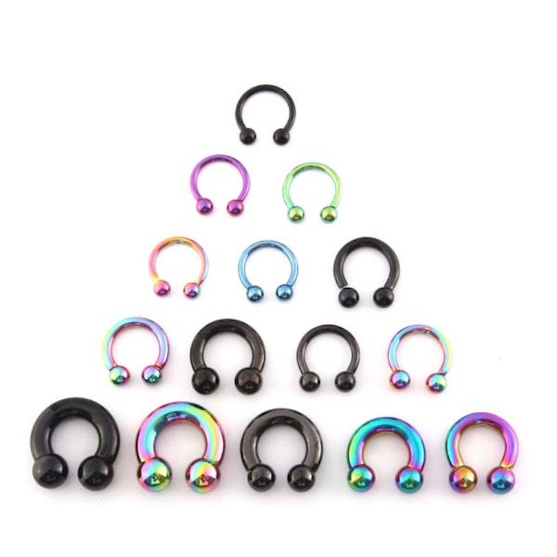 Stor hestesko i flere farver Kropssmykker - Danmark