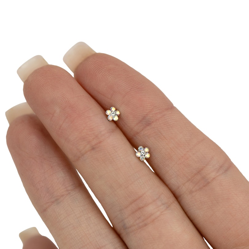 Labret med blomst Kropssmykker - Danmark