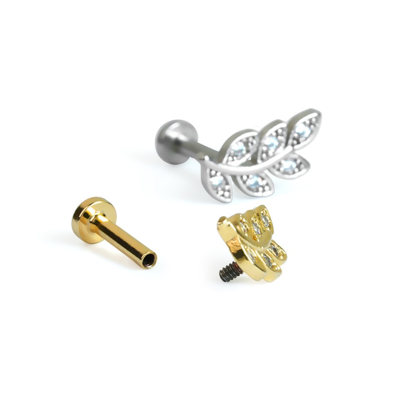 Labret med stenbesat blad og indvendigt gevind Piercinger - Danmark