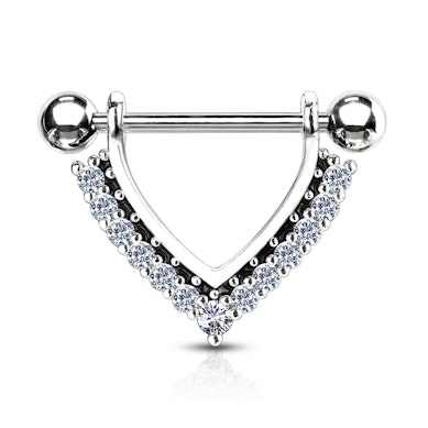 Brystpiercing med stenbesat v-form