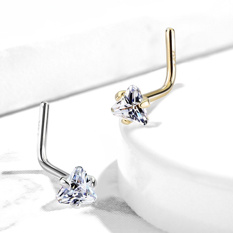 Næsepiercing af 14 karat guld med trekantet sten Piercinger - Danmark