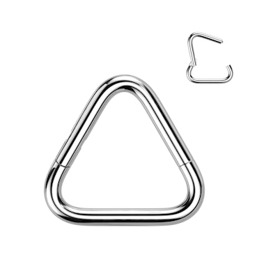 Trekantet titaniumring