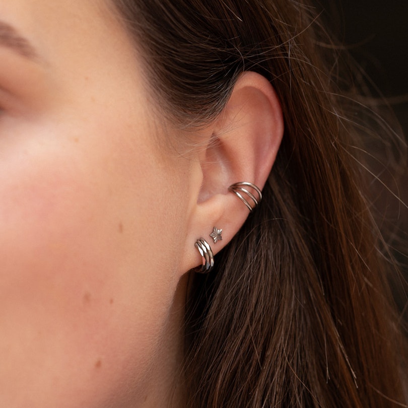 Tredobbelt titaniumring med facetter Piercing - Danmark