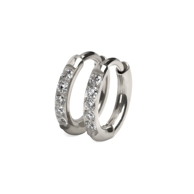 Par af titanium-huggies med sten