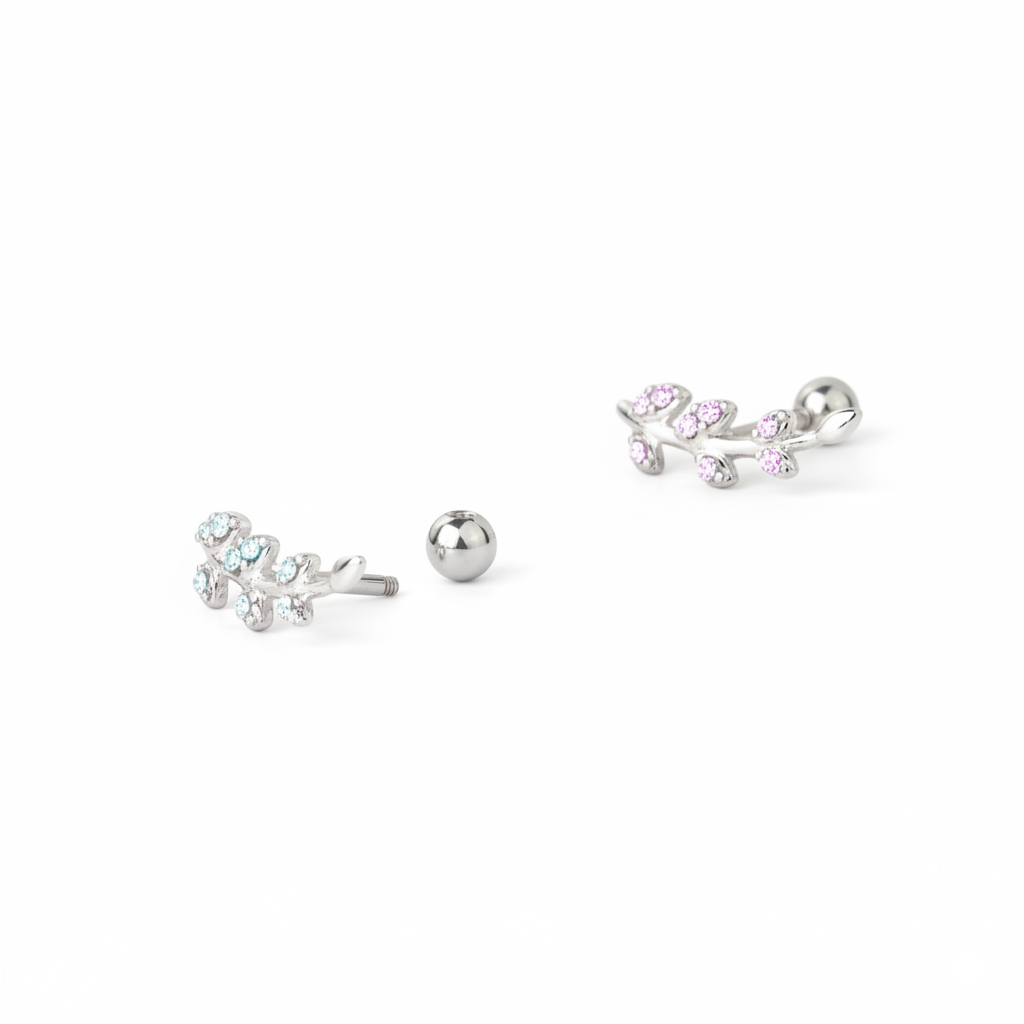 Ørepiercing med blade af sten