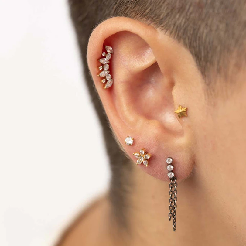 Labret med blomst af sten og indvendigt gevind