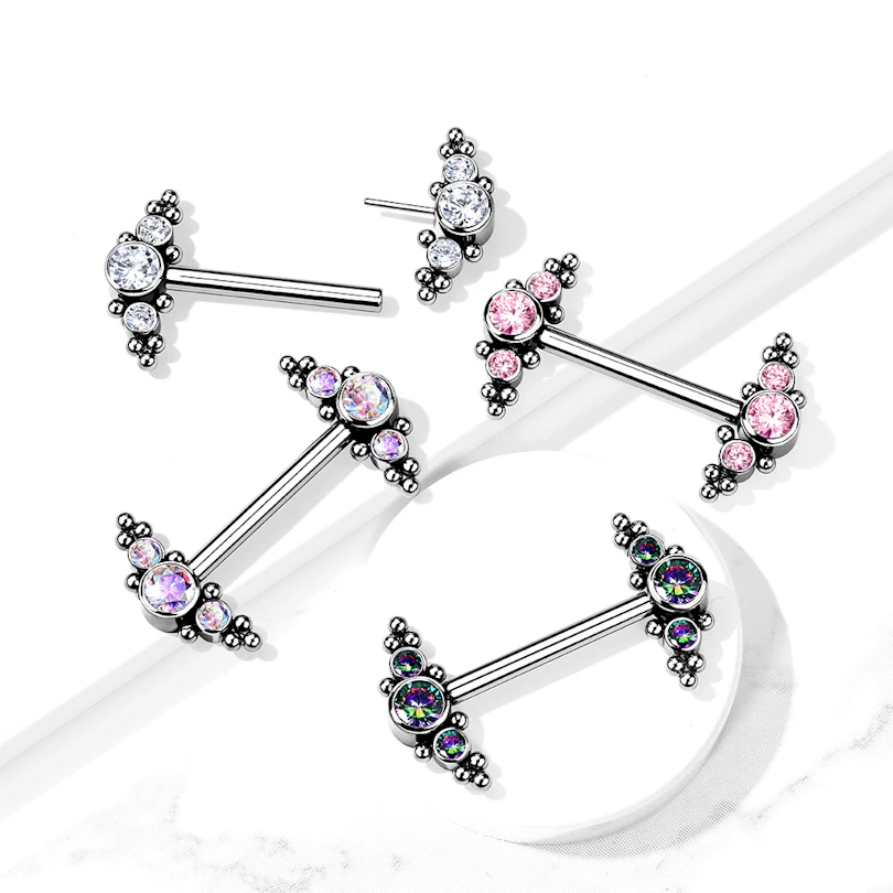 Brystpiercing af titanium med push-in klynge-ender